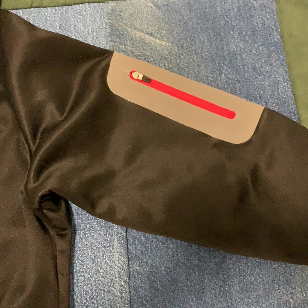Saucony - Small - Athletic Jacket